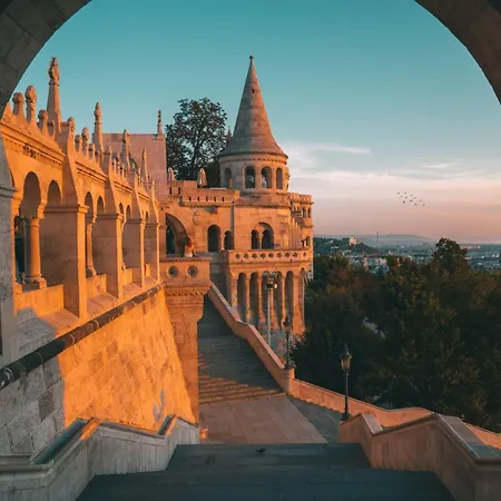 Appartement Super Cosy 3br Near Newyork Cafe With Balcony Budapest