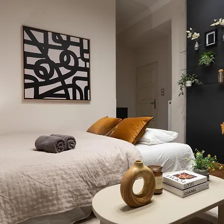 Appartement Super Cosy 3br Near Newyork Cafe With Balcony Budapest